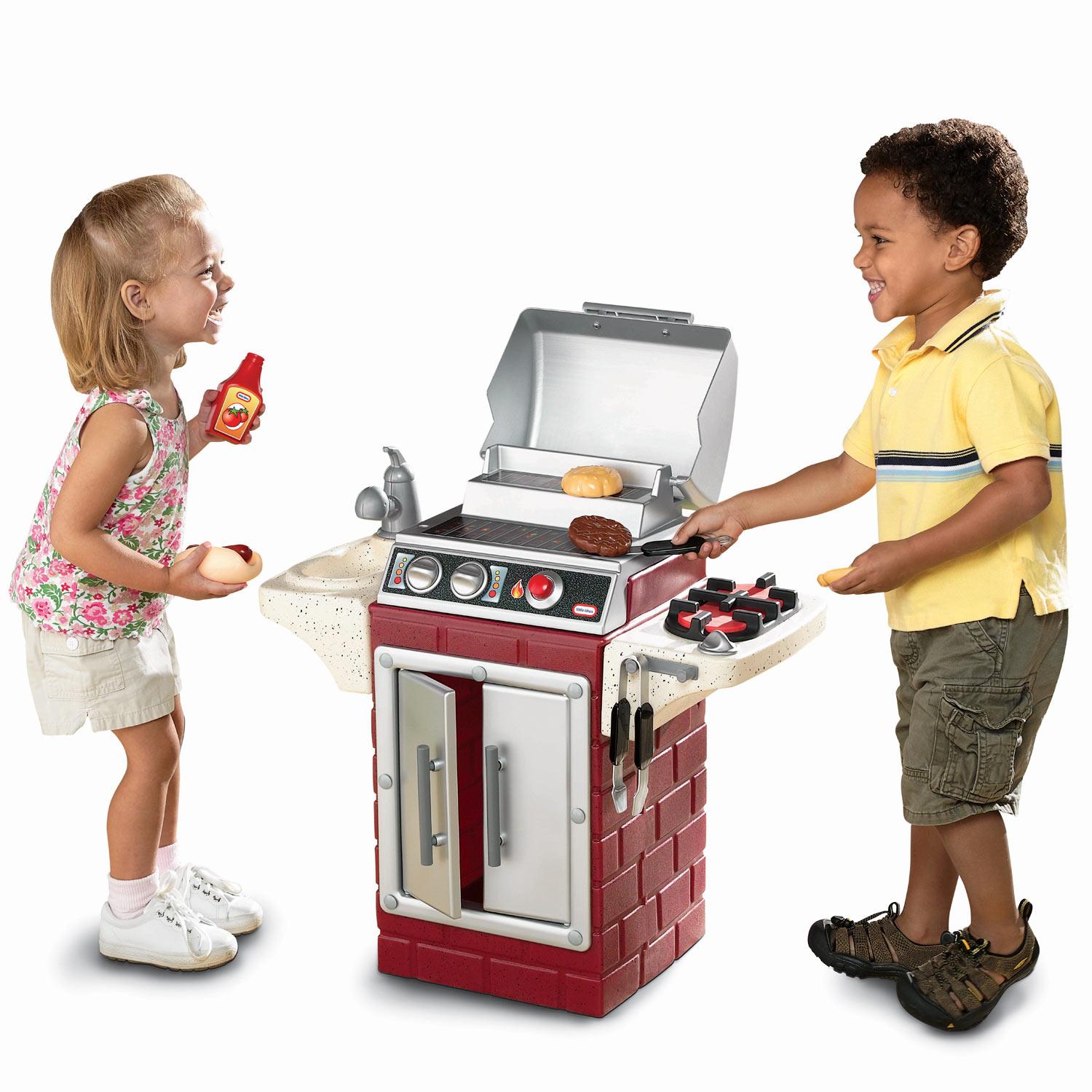 Backyard Barbecue Get Out 'n' Grill